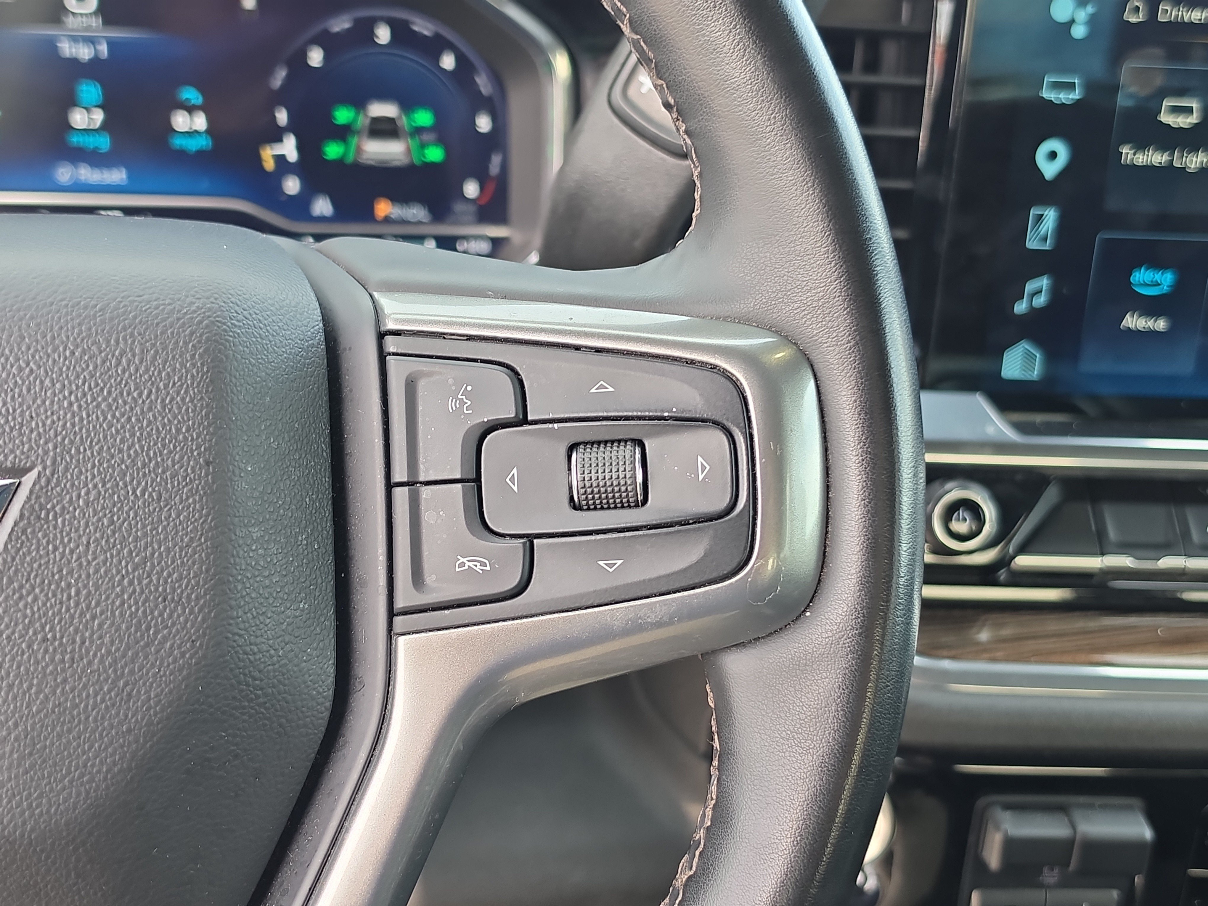 Certified 2025 Chevrolet Silverado 1500 LT RWD image 21
