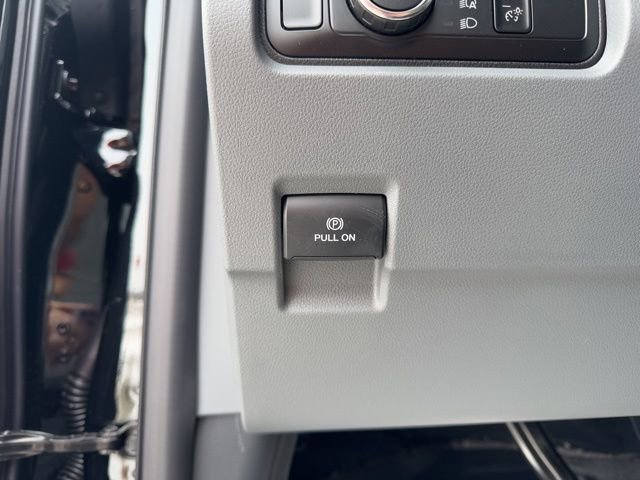 Used 2024 Ford F350 XL w/ 360-Degree Camera Package image 16