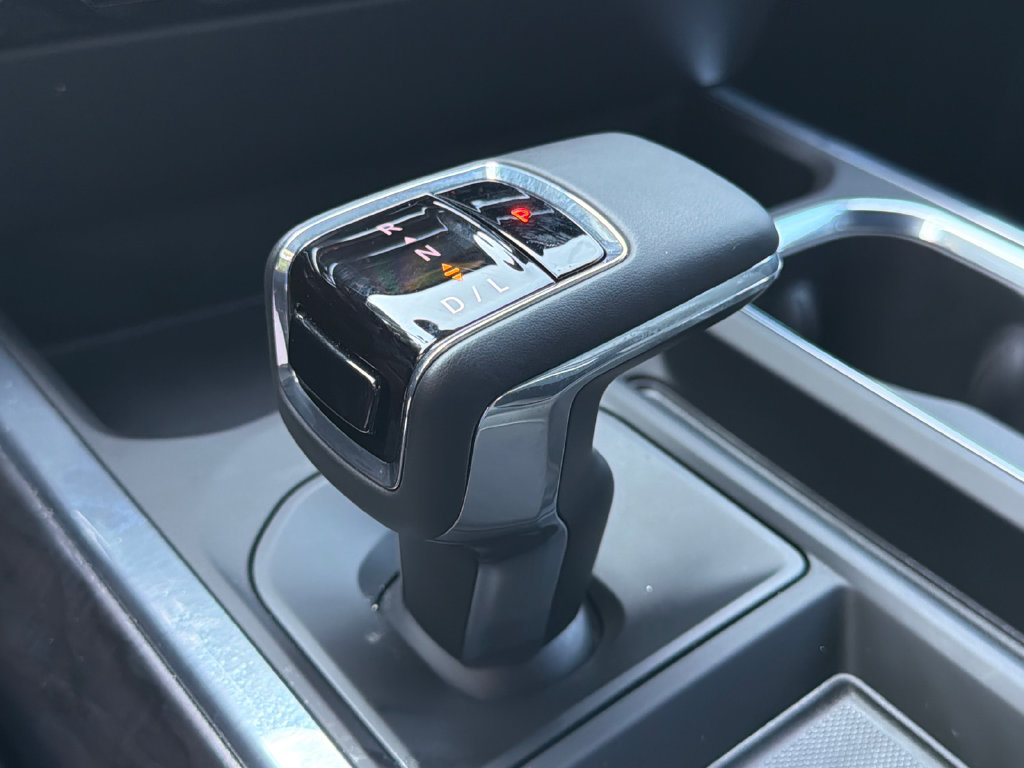 Used 2025 Chevrolet Silverado 1500 LTZ RWD image 31
