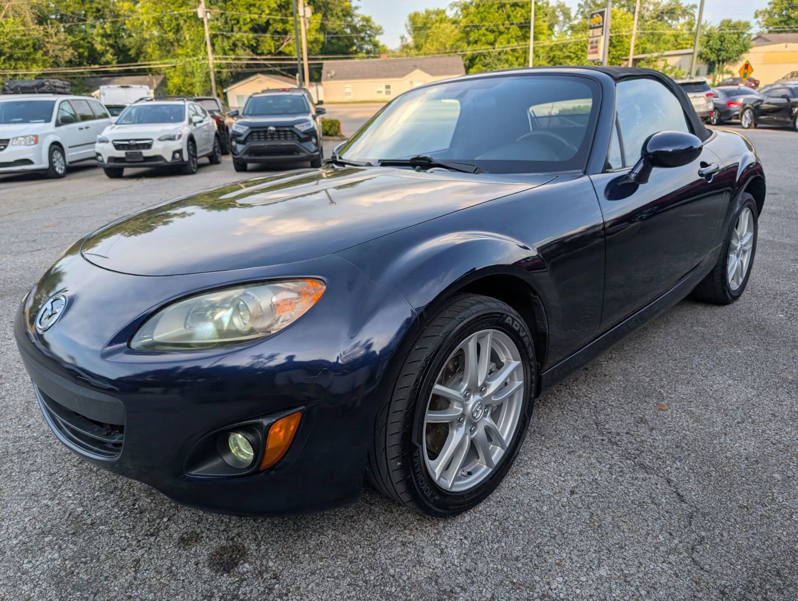 Used 2012 MAZDA MX-5 Miata Sport w/ Convenience Pkg image 8