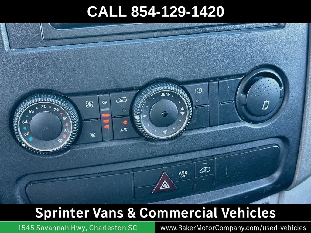 Used 2015 Freightliner Sprinter 3500 RWD image 15