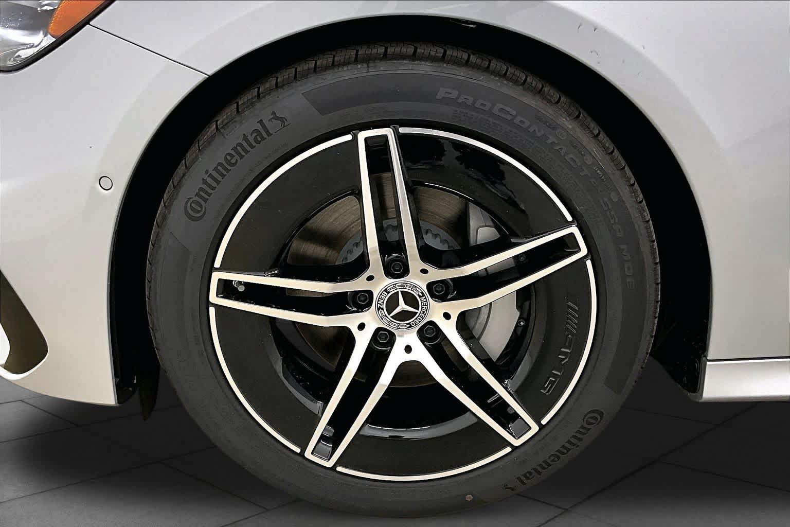 New 2026 Mercedes-Benz E 350 4MATIC Sedan image 11