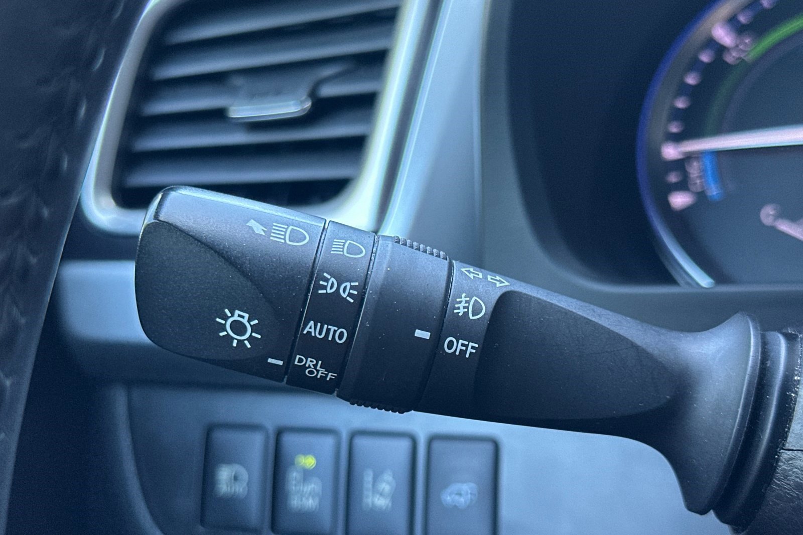 Used 2016 Toyota Highlander Limited Platinum image 34