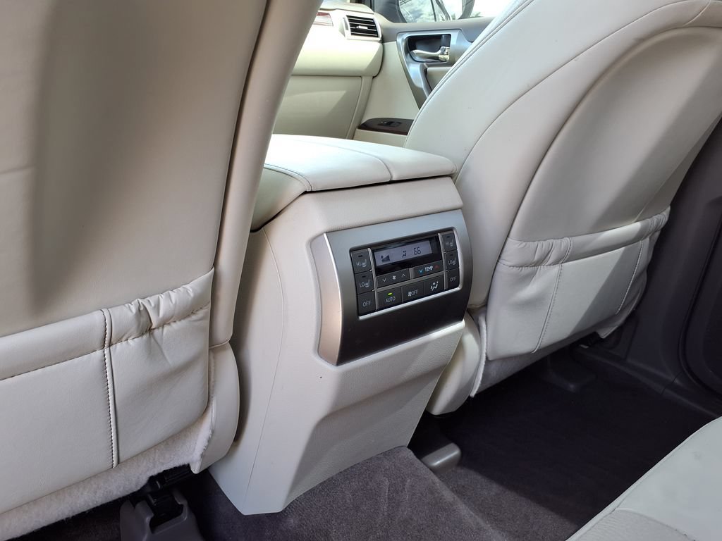 Used 2018 Lexus GX 460 Premium w/ Premium Package AWD/4WD image 18