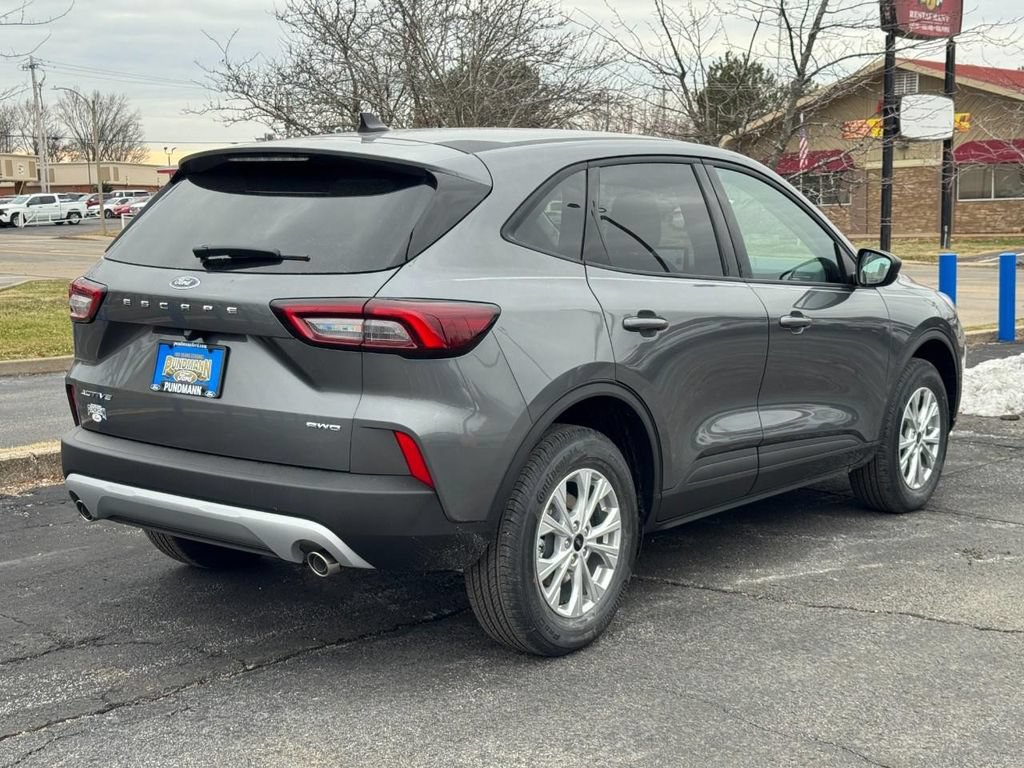 New 2026 Ford Escape Active w/ Cold Weather Package AWD/4WD image 3