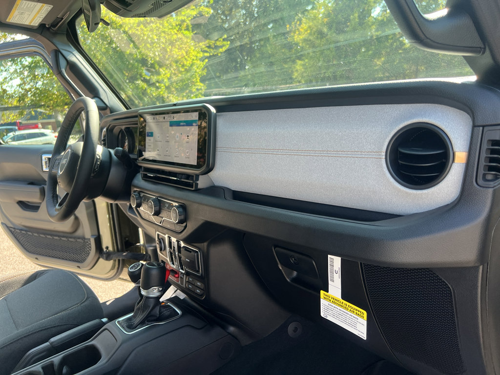 New 2025 Jeep Gladiator Willys image 16