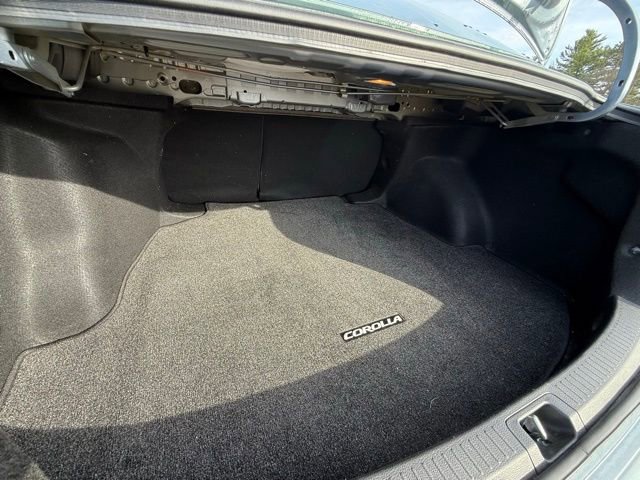 Used 2023 Toyota Corolla LE image 28