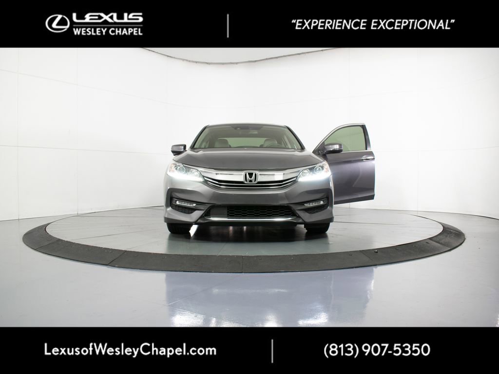 Used 2017 Honda Accord EX-L image 40