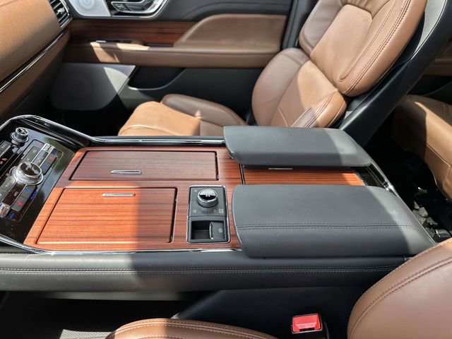 New 2024 Lincoln Navigator L Reserve AWD/4WD image 21