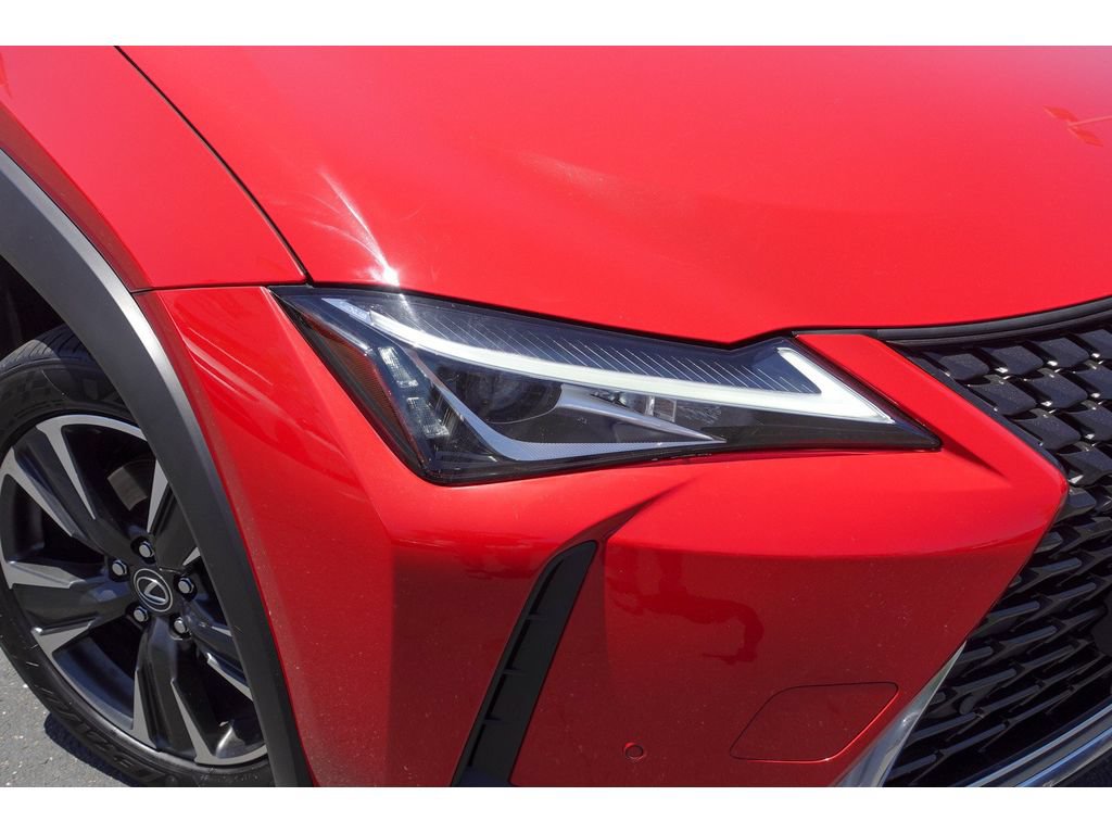 Used 2019 Lexus UX 200 w/ Premium Package FWD video 2