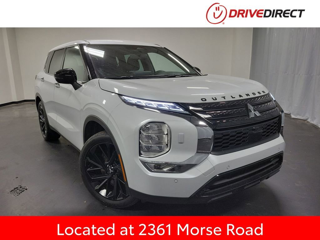 Used 2023 Mitsubishi Outlander SE