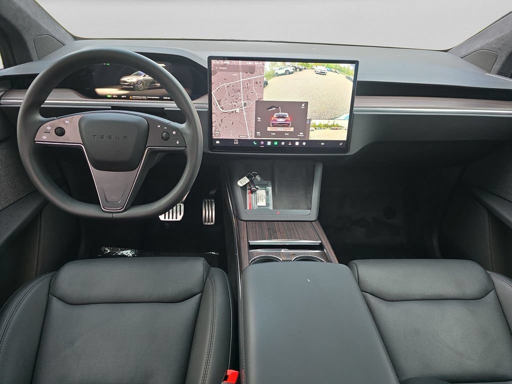 Used 2024 Tesla Model X AWD/4WD image 11