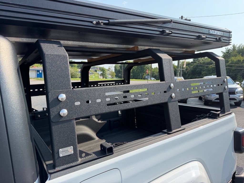 Used 2022 Jeep Gladiator Sport AWD/4WD image 10