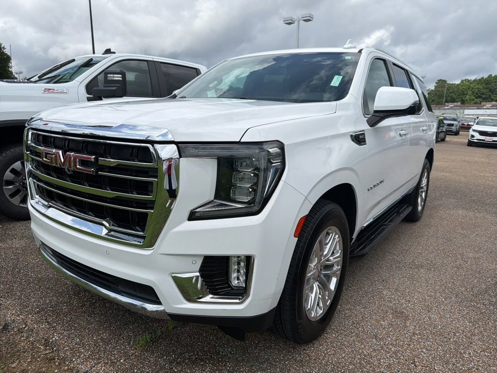 Used 2023 GMC Yukon SLT w/ SLT Luxury Package