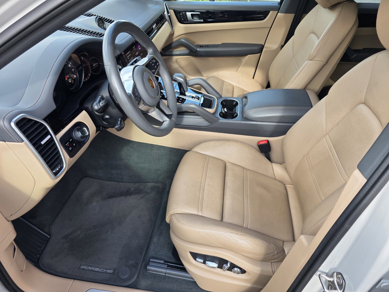 Used 2021 Porsche Cayenne S AWD/4WD image 10