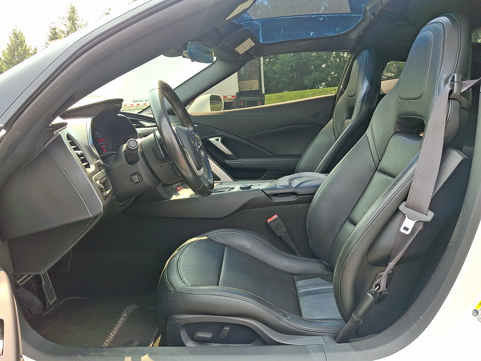 Used 2014 Chevrolet Corvette Stingray Coupe RWD image 12