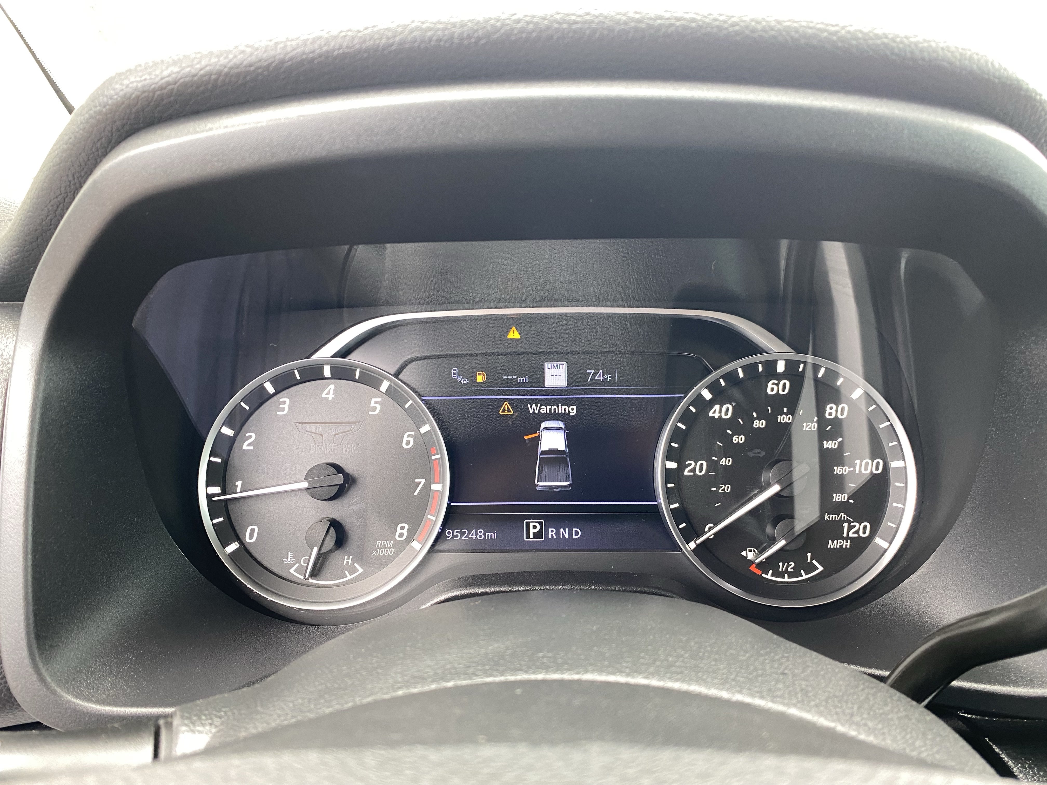 Used 2021 Nissan Titan SV w/ SV Convenience Package RWD image 29