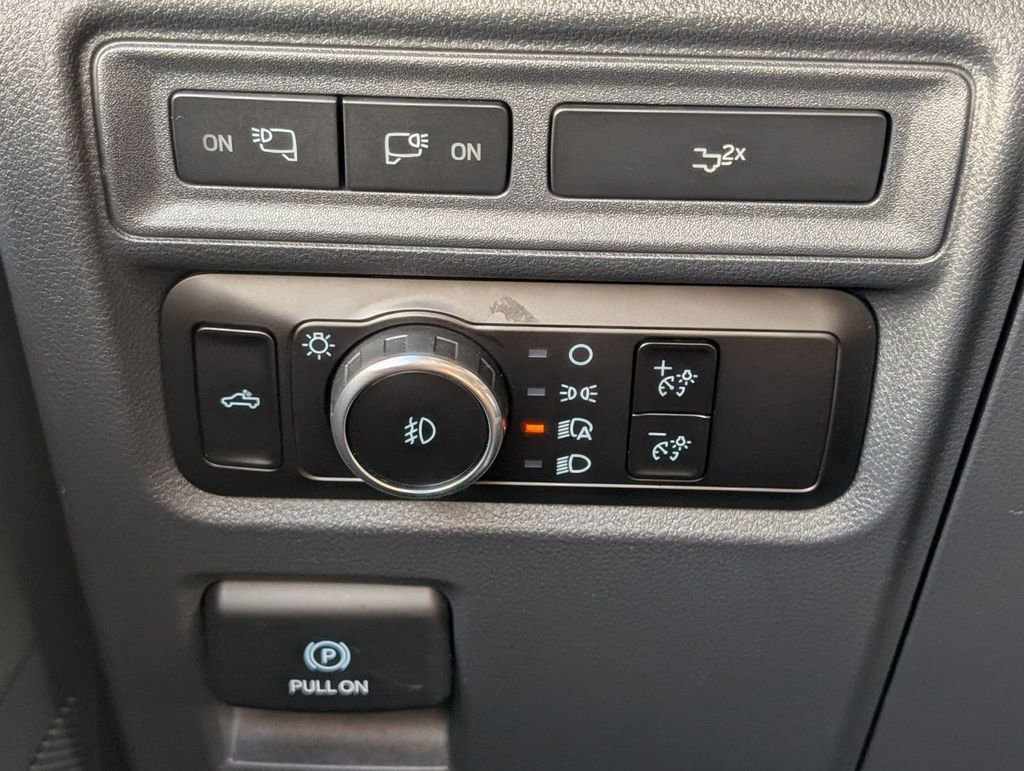 Used 2019 Ford F250 XL w/ STX Appearance Package image 40