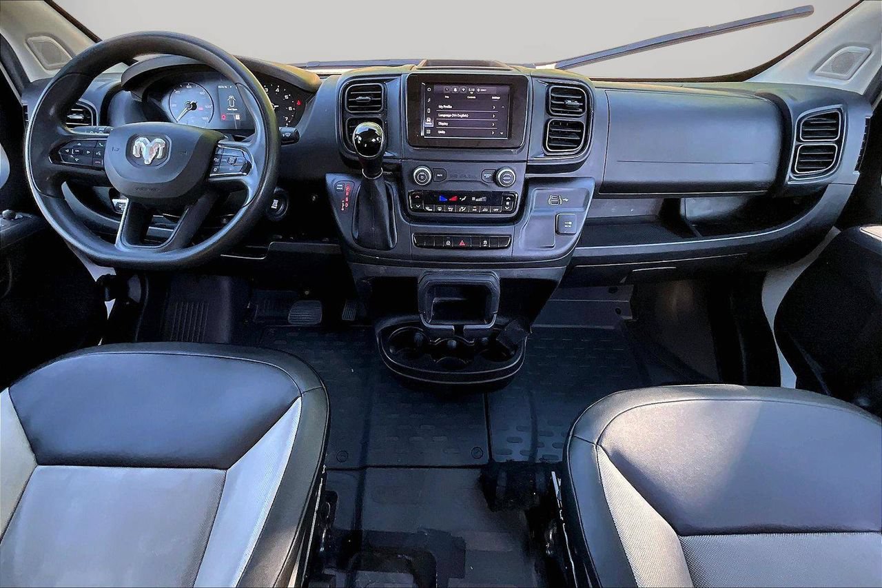 Used 2024 RAM ProMaster 2500 w/ Convenience Group FWD image 14