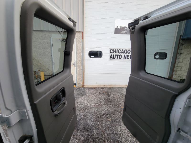 Used 2016 Chevrolet Express 2500 LS RWD image 32