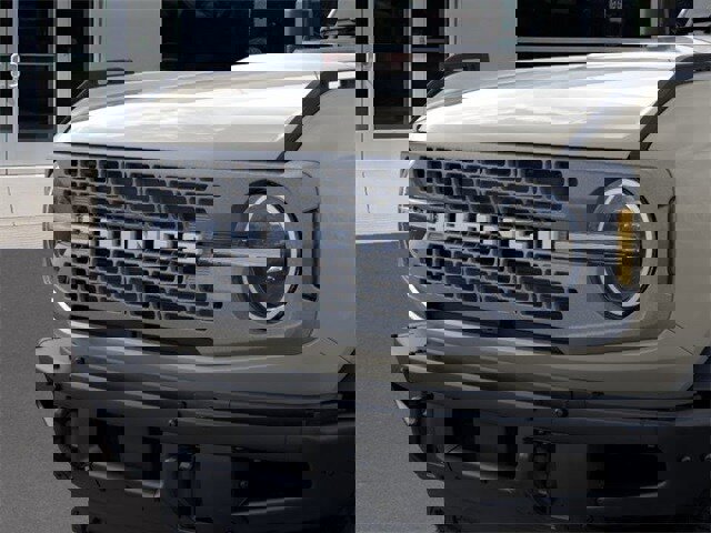 New 2025 Ford Bronco Badlands image 17