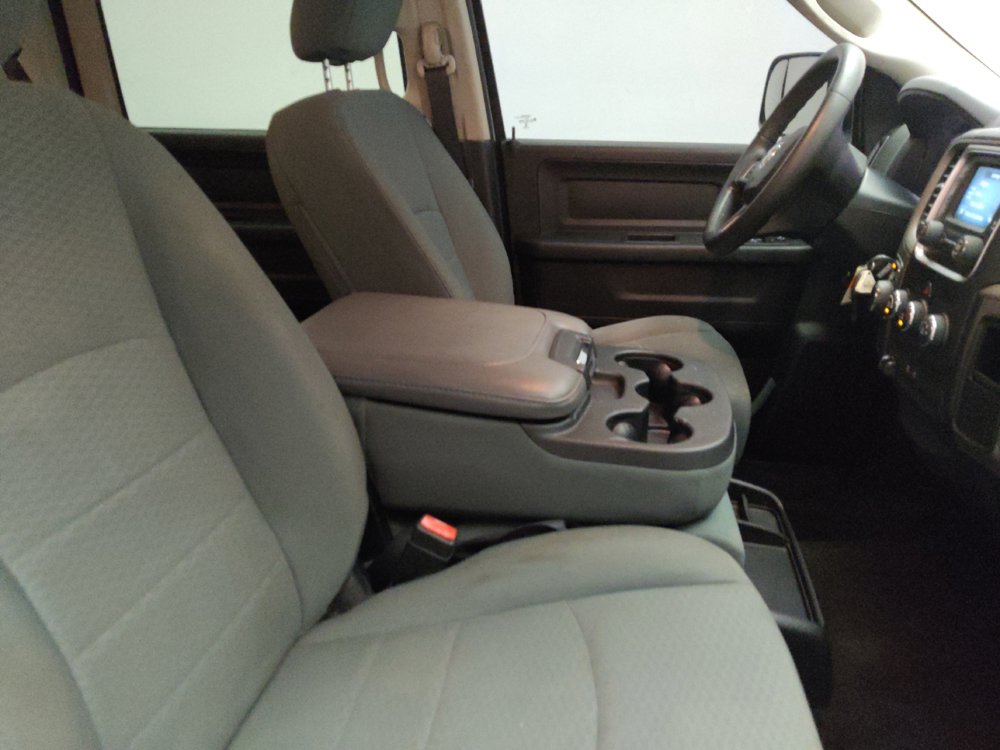 Used 2016 RAM 1500 Express RWD image 21