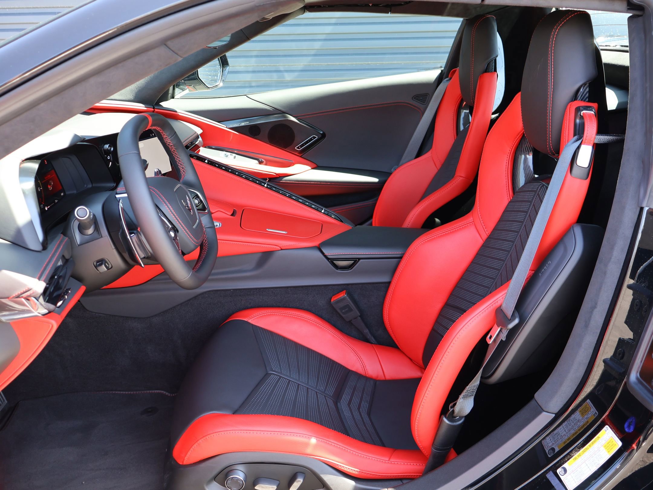 Used 2024 Chevrolet Corvette Stingray Premium Conv w/ Z51 Performance Package RWD image 22