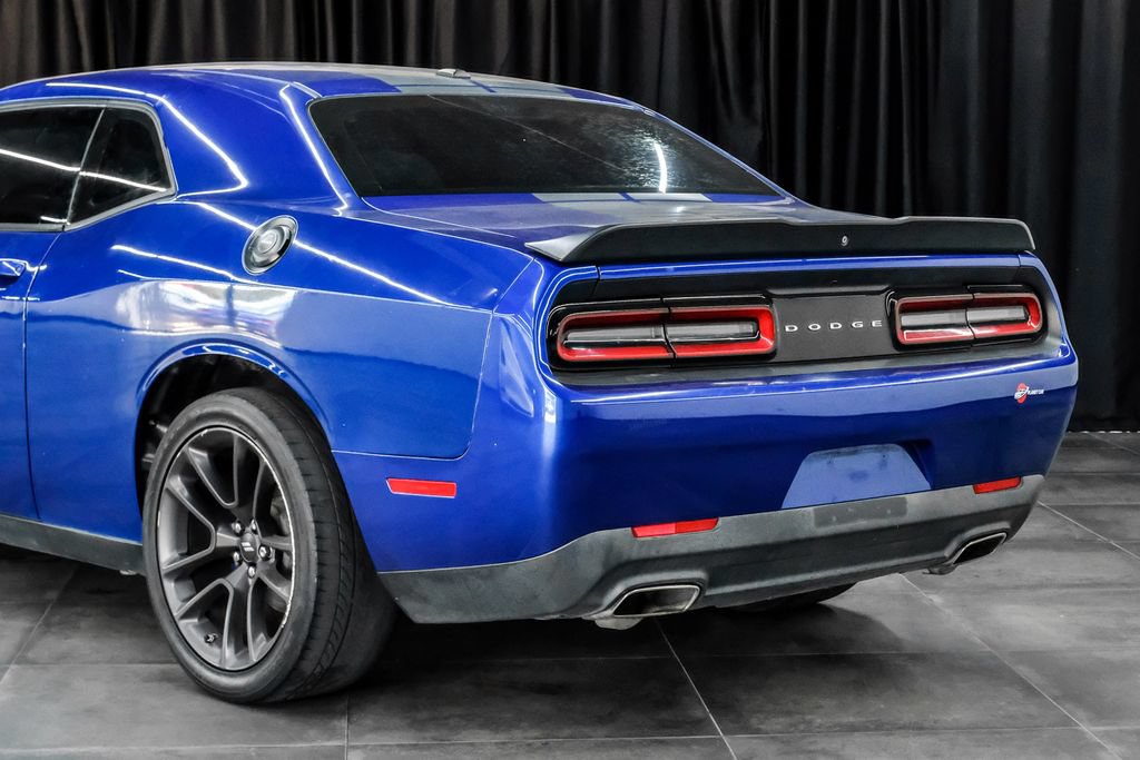Used 2019 Dodge Challenger SXT w/ Blacktop Package RWD image 14