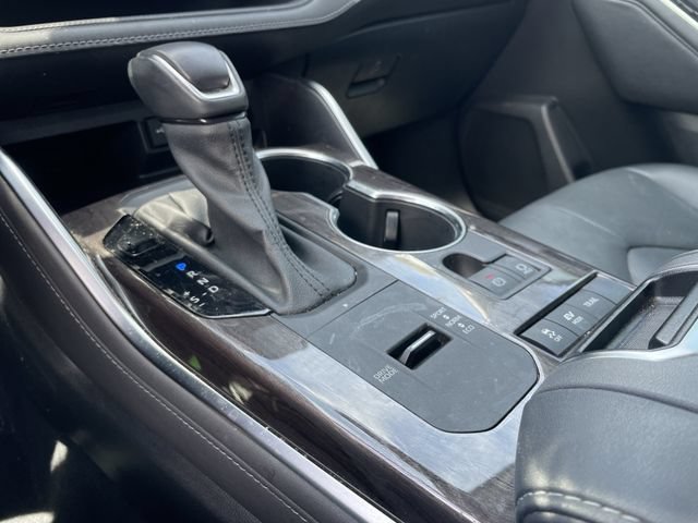 Used 2021 Toyota Highlander Platinum AWD/4WD image 21