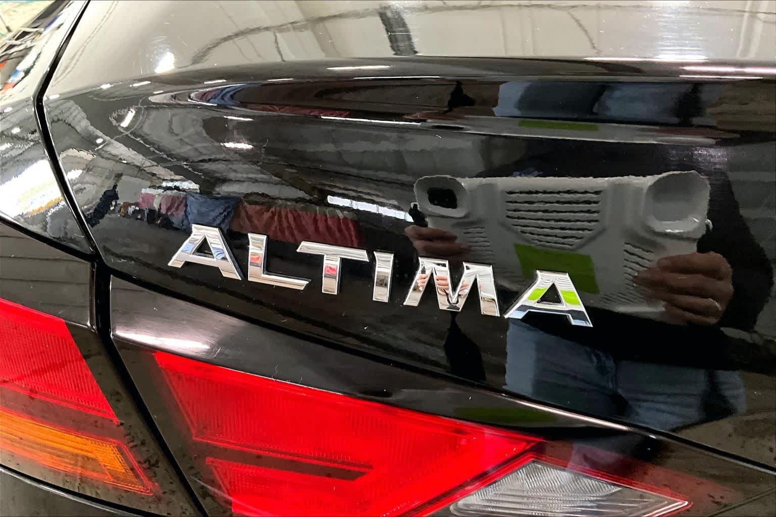 Used 2019 Nissan Altima 2.5 Platinum FWD image 10