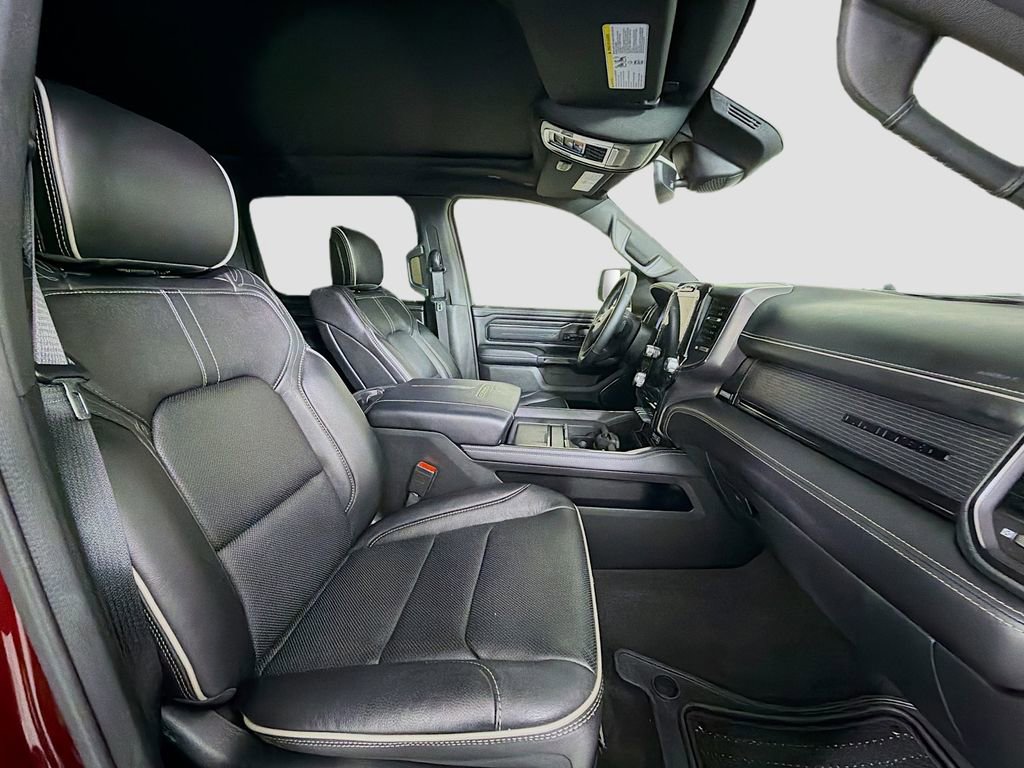 Used 2024 RAM 1500 Limited w/ Body Color Bumper Group image 30