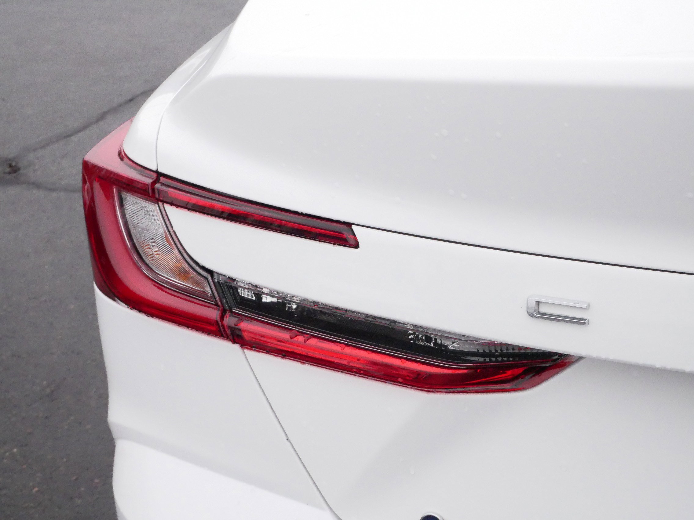 Used 2025 Toyota Camry LE FWD image 17