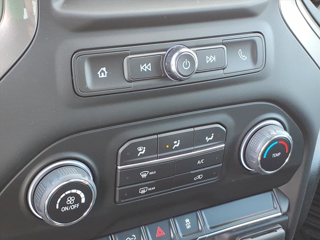 Used 2026 Chevrolet Silverado 1500 Custom AWD/4WD image 24