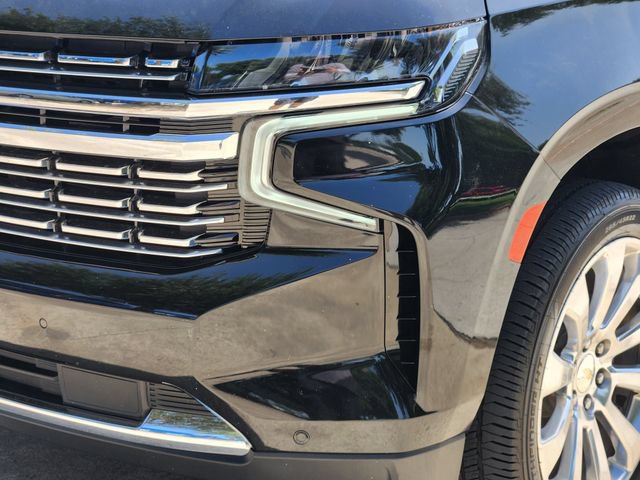 Used 2021 Chevrolet Suburban Premier w/ Premium Package RWD image 18
