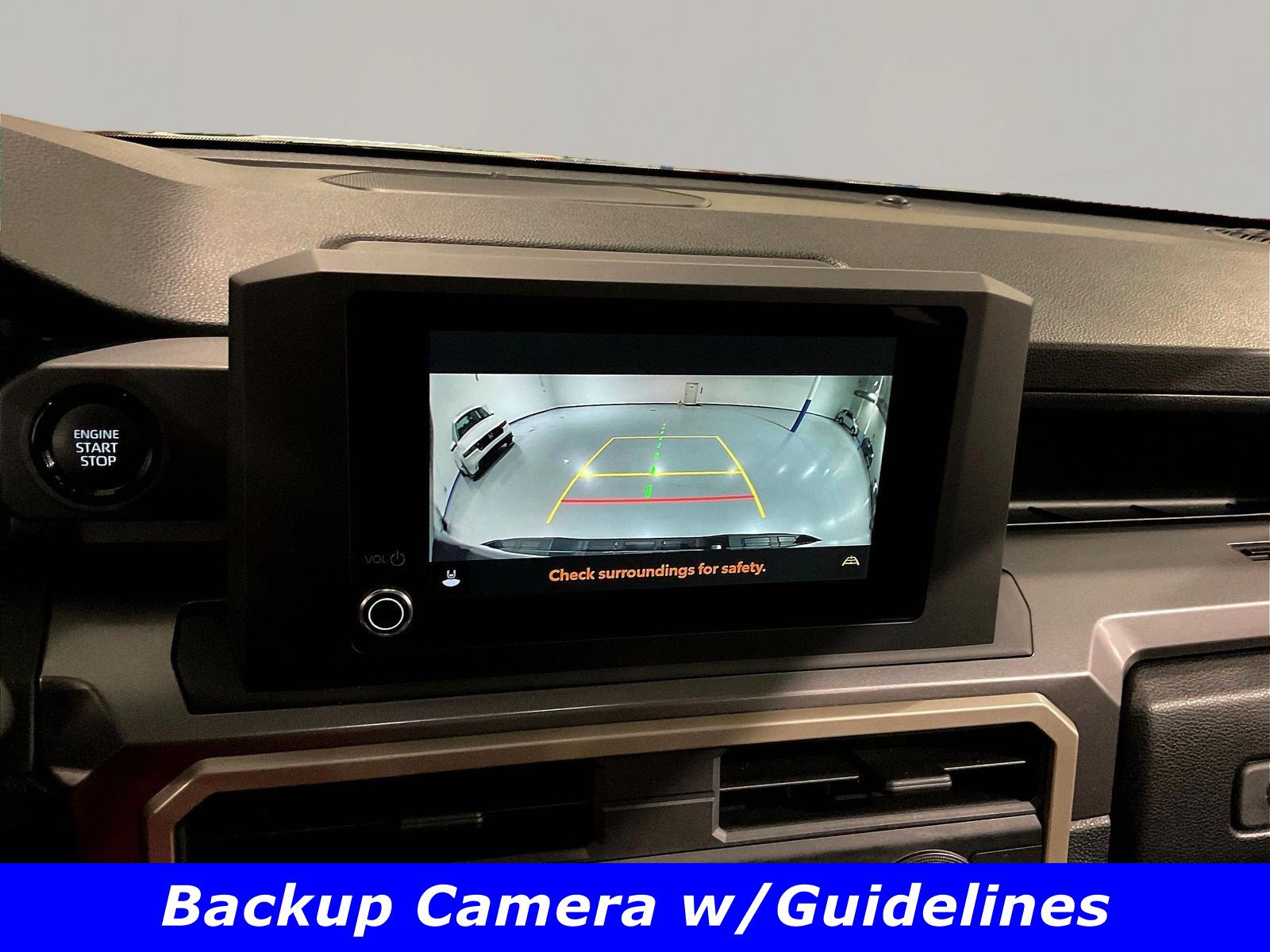Used 2025 Toyota Tacoma SR5 AWD/4WD image 14