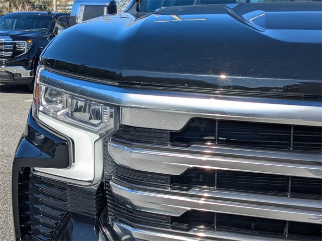 Used 2023 Chevrolet Silverado 1500 High Country image 11
