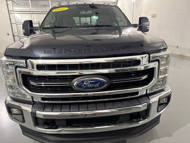 Used 2022 Ford F250 Lariat w/ Lariat Ultimate Package AWD/4WD image 2