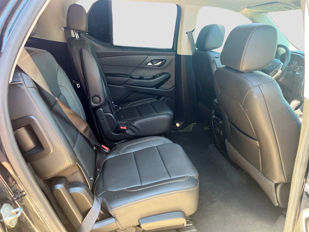 Used 2020 Chevrolet Traverse LT w/ LT Premium Package AWD/4WD image 30