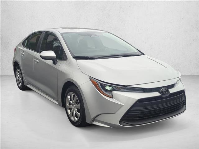 Certified 2025 Toyota Corolla LE video 3