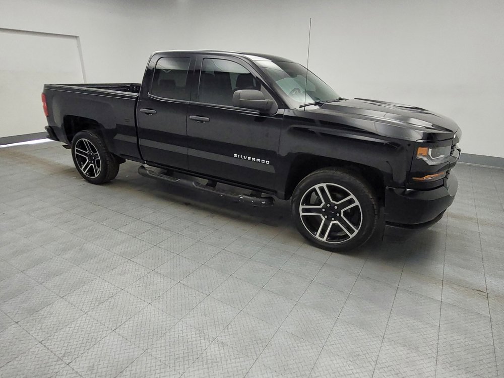 Used 2017 Chevrolet Silverado 1500 Custom w/ LPO, Black Pack image 11