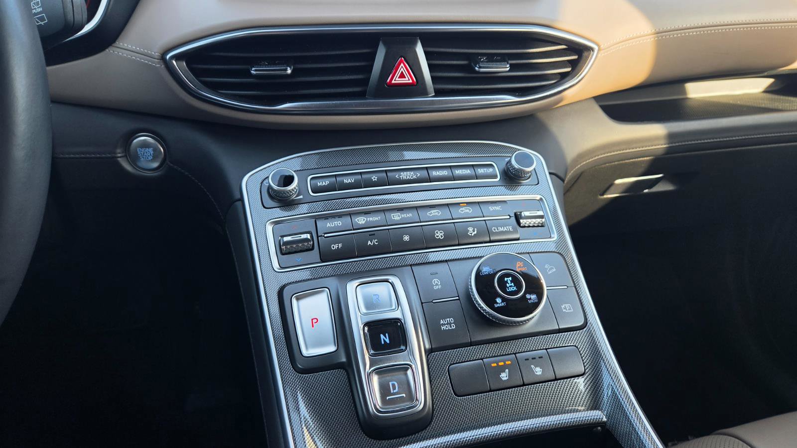 Used 2023 Hyundai Santa Fe SEL w/ Premium Package image 29