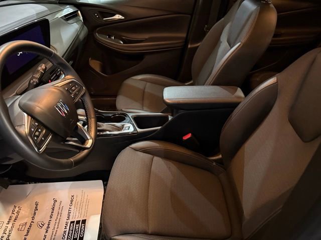 Used 2025 Buick Encore GX Preferred image 23