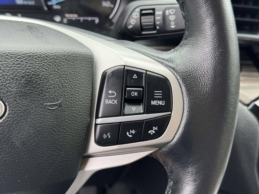 Used 2022 Ford Explorer Limited AWD/4WD image 13