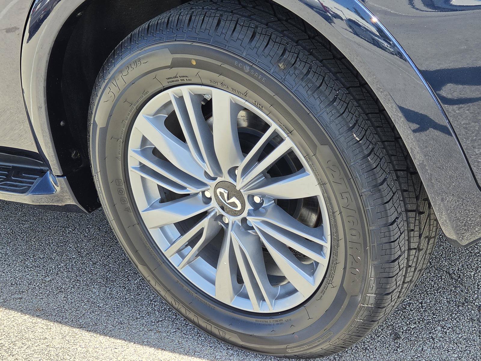 Used 2024 INFINITI QX80 Luxe AWD/4WD image 7