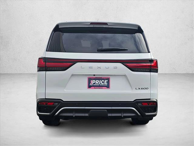 Used 2023 Lexus LX 600 F Sport image 4