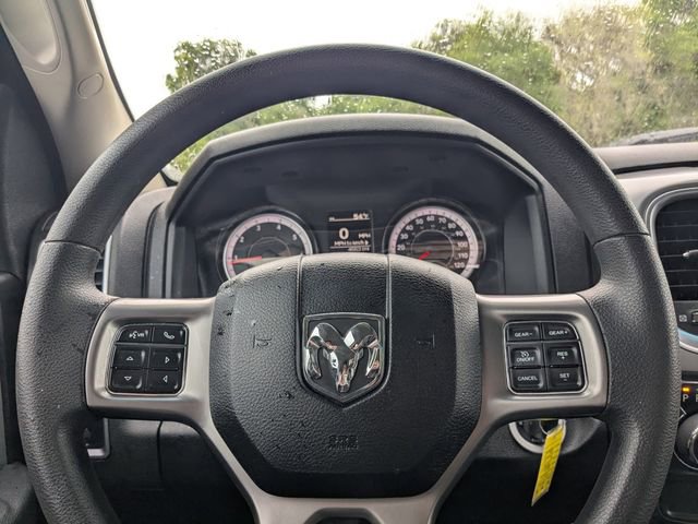 Used 2022 RAM 1500 Classic SLT image 21