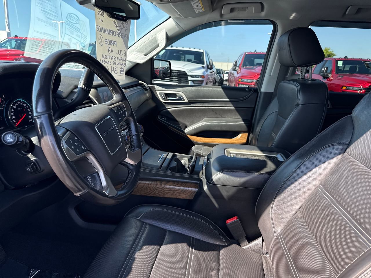 Used 2020 GMC Yukon XL Denali image 11