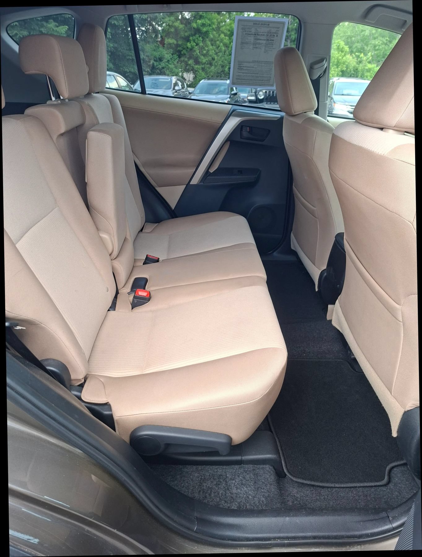 Used 2013 Toyota RAV4 LE FWD image 9