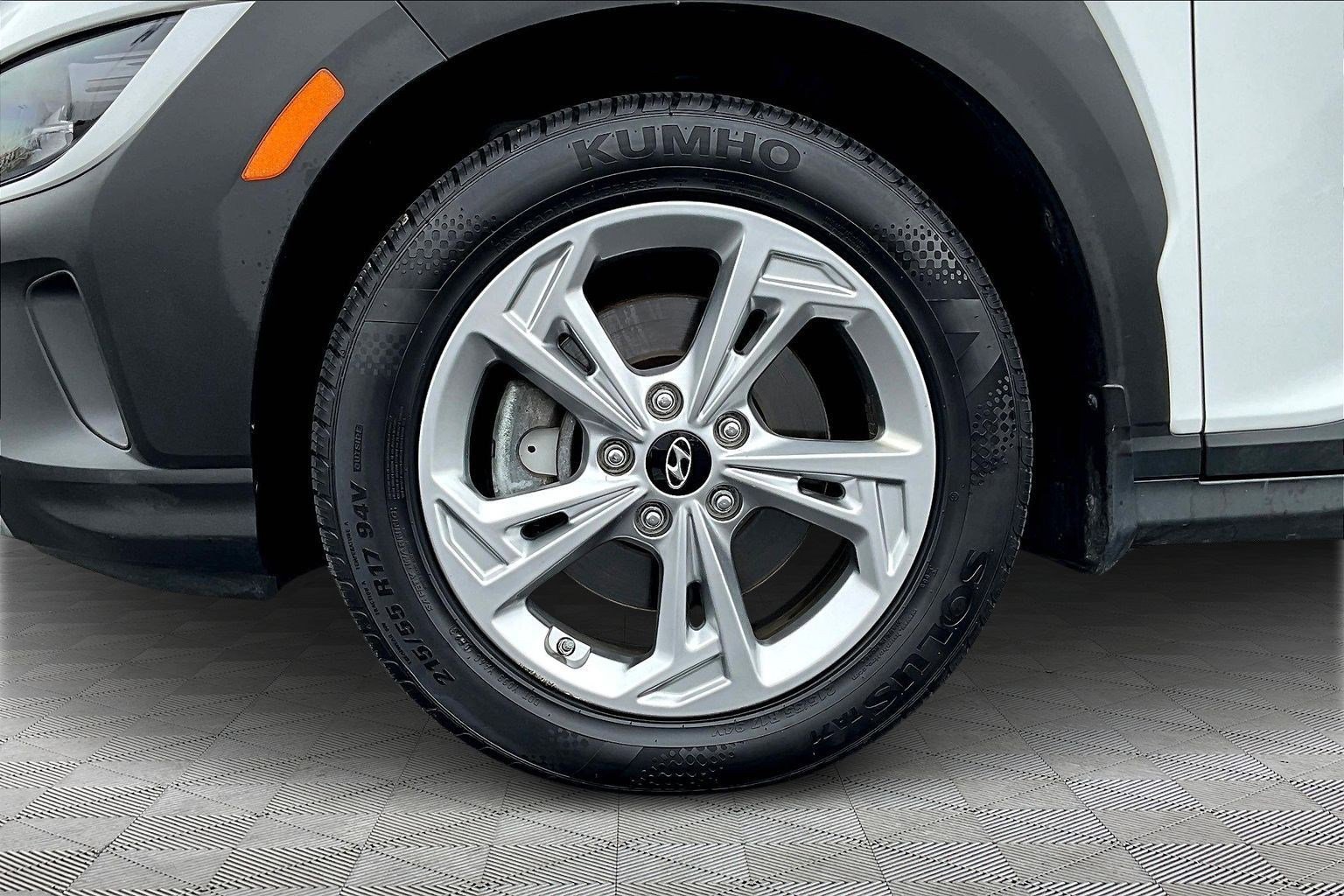 Used 2022 Hyundai Kona SEL image 33