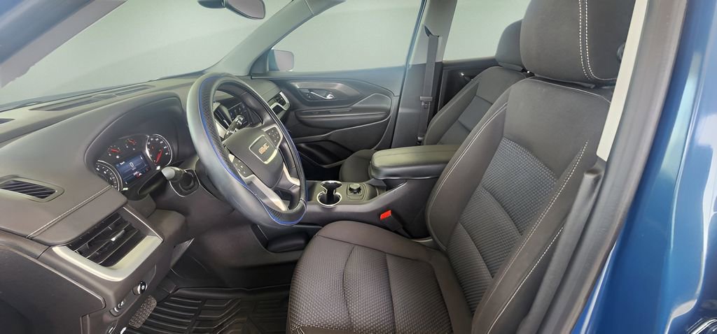 Used 2024 GMC Terrain SLE image 15